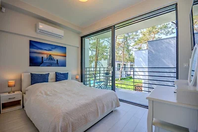 Komfortables Ferienhaus mit Garten und Pool