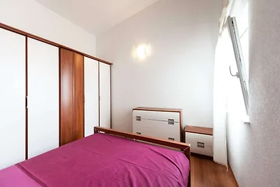 Apartments Karen - Comfort Two Bedroom Apartm...