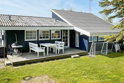 8 Personen Ferienhaus in Væggerløse-By Traum