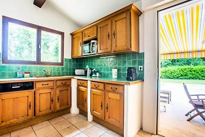 Villa a Fayence con piscina e giardino