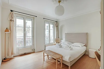 Authentische Wohnung - 3SZ/8P - Clignancourt