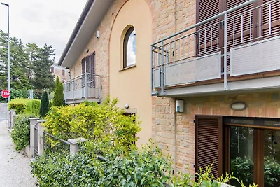 Ruhige Wohnung in Cupramontana mit Garten
