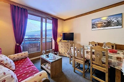 Geräumiges Apartment · Direkter Zugang zur Sk...