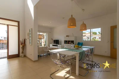 Villa, 200 Meter vom Strand entfernt