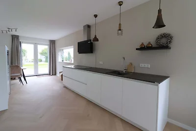 Privater Bungalow mit Steg für 6 Personen