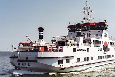 Schönes Chalet in Hollum in der Nähe der Düne