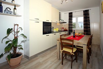 Apartment Milenka - Four Bedroom Apartment wi...