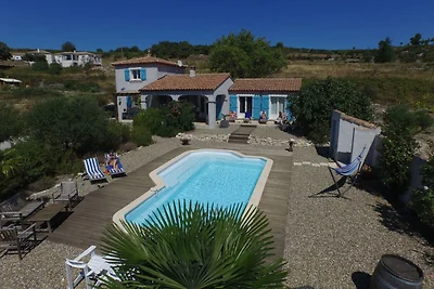 Villa moderna a Camplong con piscina privata