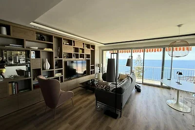 Wohnung in Mont Boron mit Meerblick