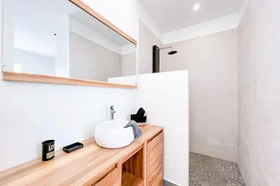 Villa a Saint-François con piscina e giardino