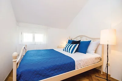 Apartment Luka - Three Bedroom Apartment