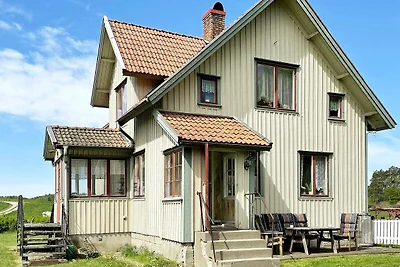 4 Personen Ferienhaus in FÄRGELANDA-By Traum