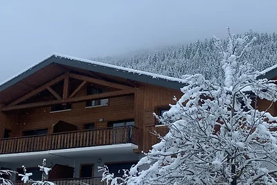 Ruim apartement met balkon in Franse Alpen