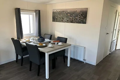 Ferienhaus in Mol mit Terrasse und Wifi