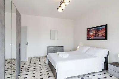 Casa Adda F12 1A - Urano