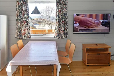 6 Personen Ferienhaus in Aukra