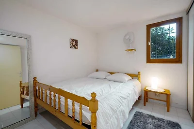 Lichtrijke plek vlakbij de havenpromenade