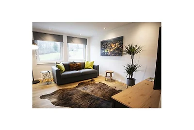 Q-Stall, Apartment 03