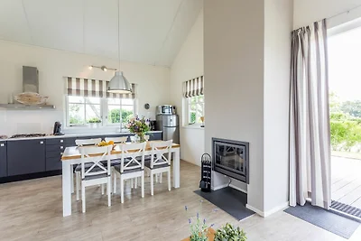 Dom wakacyjny blisko wybrzeża i lasu