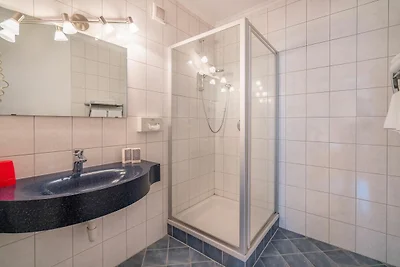 Gemütliche Wohnung in Neustift mit Balkon