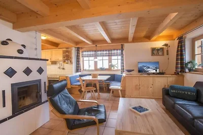 Chalet mit Bergblick in Wald