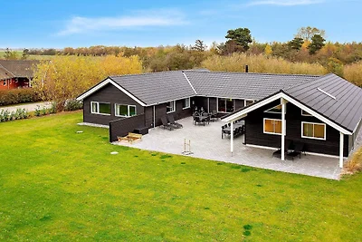 22 Personen Ferienhaus in Idestrup