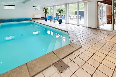 10 persone case ad Hadsund