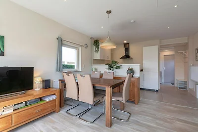Bungalow in Sint Maartenszee am Strand