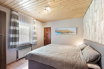 Idyllischer Bungalow in Feusdorf mit...