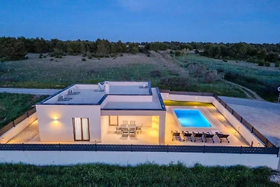 Neu! Ferienhaus Nina mit privatem Pool