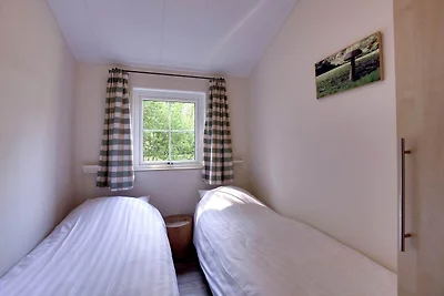 Zuhause mit Geschirrspüler, in der Nähe von...