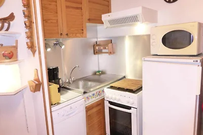 Studio White Stones Residence