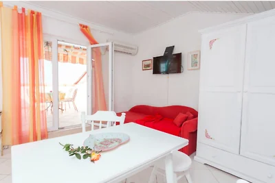Apartments Lily Studio with Terrace and Sea...