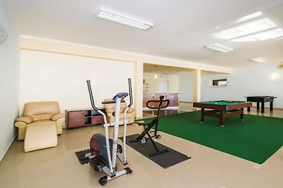 Holiday Home Villa Ksenija - Six Bedroom Holi...