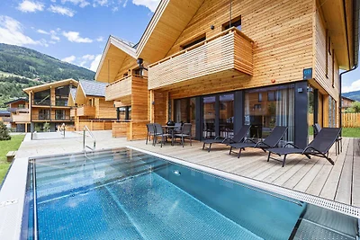Attraktives Ferienhaus mit Pool