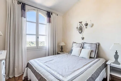 Bastides St Tropez mit vier Zimmern