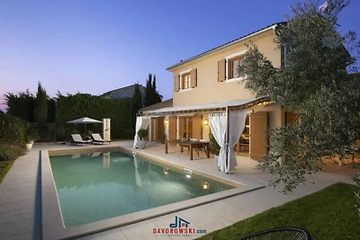 Villa in Svetvinčenat mit Schwimmbecken