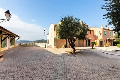 Apartment in Les Issambres mit Zugang zum...