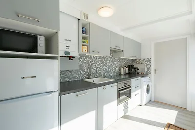 Bungalow in Sint Maartenszee am Strand