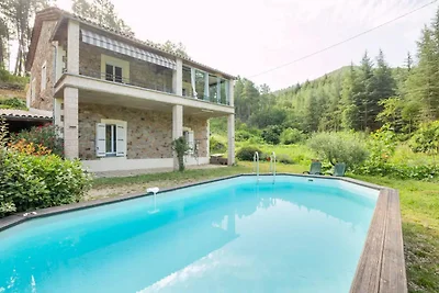Ferienhaus in Molières-sur-Cèze mit Pool