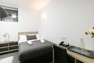 Belvilla Ilford Hill Hotel London Standard...