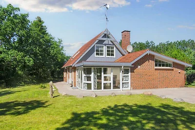 10 person holiday home in Glesborg-By Traum