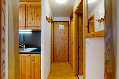 Wohnung im vierten Stock mit Balkon