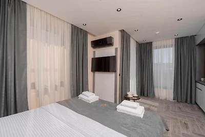 Sunday Hotel Dobra Voda - Superior Studio