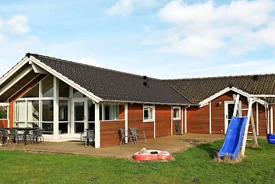 10 persoons vakantie huis in Væggerløse-By...