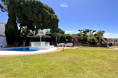 Wohnung in Nerja mit Meerblick & Pool