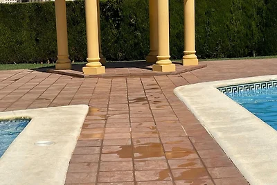 Charmant appartement in Dénia met terras