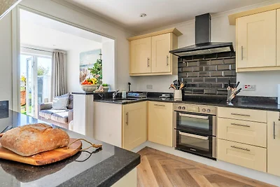 Vakantiehuis met 3 slaapkamers in Mynytho, Ge...