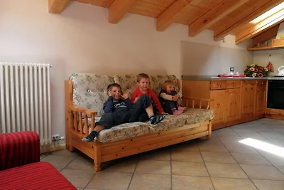 Charmantes Apartment in Celledizzo mit Garten