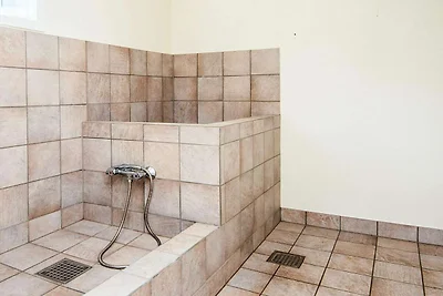 4 osob apartament w Hampen